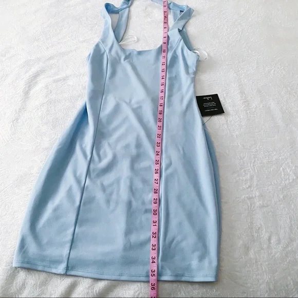 NWT Lulu’s Light Blue Cut Out Back Dress - Picture 9 of 10